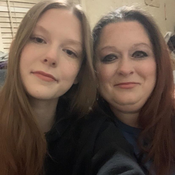 Meet your Posher, Jennifer - Picture 6 of 8